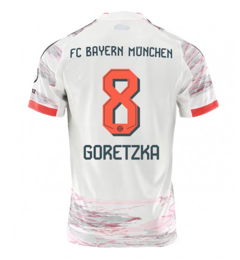 Bayern Munich Leon Goretzka #8 Venkovní Dres 2025-26 Krátký Rukáv Bayern Munich Leon Goretzka #8 Venkovní Dres 2025-26 Krátký Rukáv